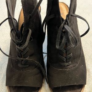 Gap Women Shoes Size 8